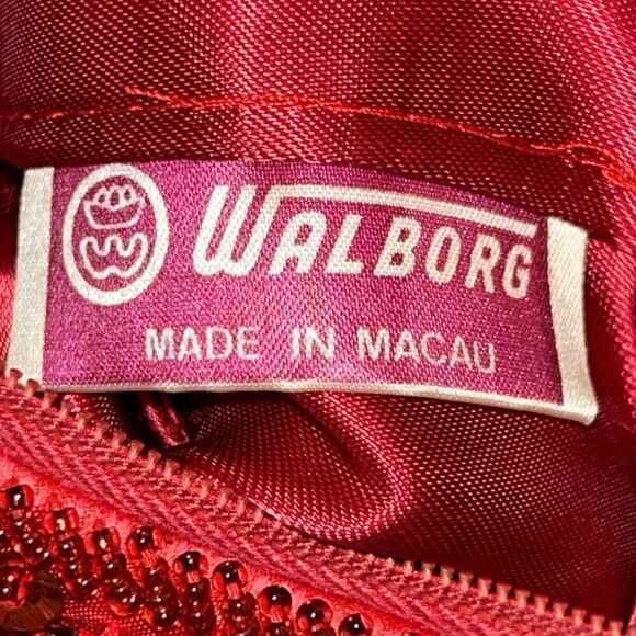 Heirloom Red Hot π Walborg Evening Purse π sparkle π & shineβπͺ© 1970s style! - Picture 5 of 17